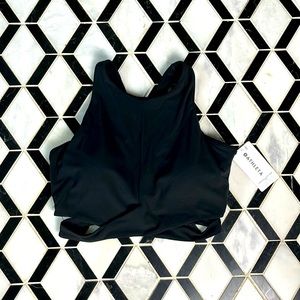 Athleta conscious cut out crop D – DD
